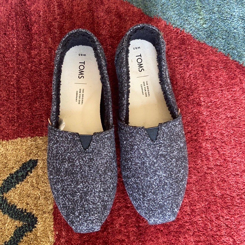 NWOT Tom’s Alpargata